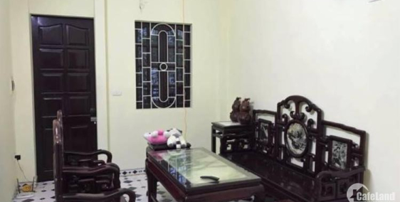 Bán nhà Hoàng Mai, ngõ 521 Trương Định 820 triệu, 26m2, sổ đỏ