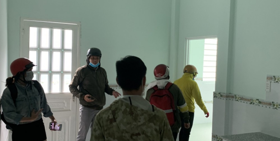 MỞ BÀN DÃY NHÀ PHỐ HƯNG LONG  TẠI MẶT TIỀN HƯƠNG LỘ 11