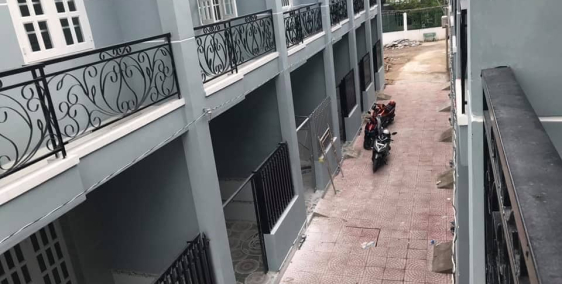 bán nhà liền kề hưng long, tường riêng, đầy đủ nội thất cơ bản