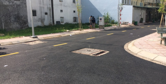 30 CĂN NHÀ PHỐ 899TR, ĐƯỜNG BÀ TRIỆU HÓC MÔN, SHR.