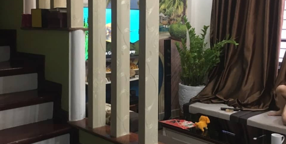 GẤP GẤP GẤP  bán nhanh Hoa Lâm 4 tầng MT 5,2m chỉ 2,5 tỷ Việt Hưng Long Biên.