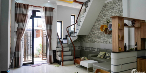 * NHÀ PHONG CÁCH TÂY ÂU- HẺM 112 HOÀNG QUỐC VIỆT