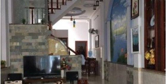 Bán nhanh nhà đường Hòa Hưng, Quận 10, 1 trệt 2 lầu, 87m2, 2tỷ550. Lh 0886360147