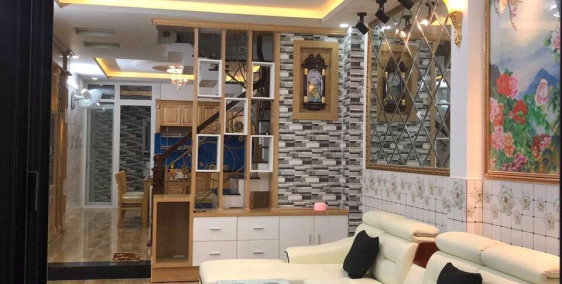 bán nhà nguyên căn MT ngô quyền phường 5 quận 10