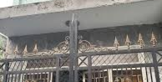 tôi cần bán nhà cấp 4 đang cho thuê ,MT phan văn hớn ,80m2,SHR,1,2 tỷ ,LH:094362