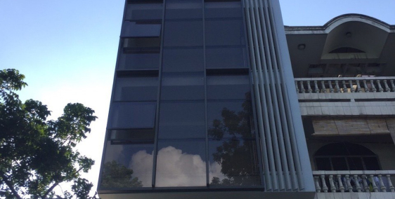 Bán tòa nhà MT Lý Chính Thắng, Hầm 8 lầu, DTSD: 900m2, HĐT 200tr/th