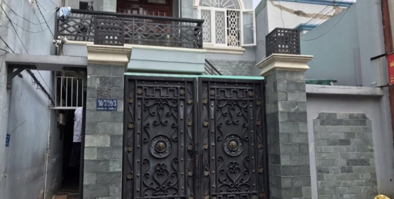 Chính chủ cần bán nhà  giá tốt, vị trí đẹp đường Lâm Văn Bền, quận 7.