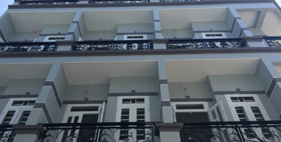 Bán nhà chính chủ ngay ngã tư Hương Lộ 2 đi vô 200M, ngay chợ Mỹ Nga.