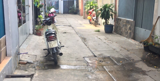 Tôi cần bán căn nhà PHan Huy Ích-P12-GV * DT : 4 m x 10,2 m