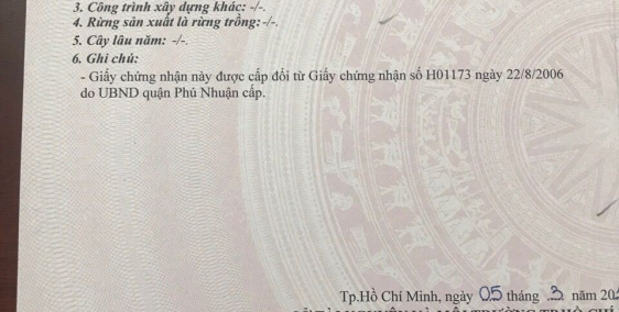 cần bán nhà Đặng Văn Ngữ  trệt 2 lầu và sân thượng, 4 phòng  ngủ 1 phòng thờ