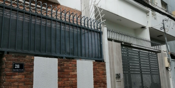 Bán nhà HXH 28 Đặng Văn Ngữ, Q.PN, Cách MT 30m, DT: 4.1x12m vuông vức, 3 lầu, nh