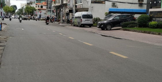 Bán nhà MT Đường Hoa,p2,QPN, DT 4x12.5m,Hầm 3 lầu, HĐ 50tr, giá 14.5 tỷ TL