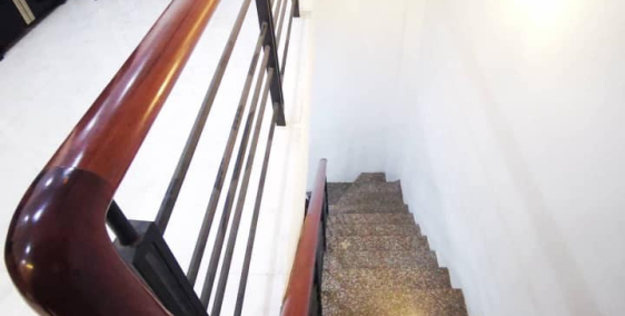 Nhà 5 tầng, HXH, đường Ni Sư Huỳnh Liên, quận Tân Bình. 41m2. giá 4,95 tỷ.