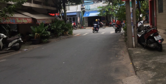 Bán nhà HXH đường Phạm Phú Thứ, P 11, Q Tân Bình  Dt: 4,2x19m