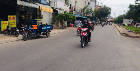 Bán nhà MẶT TIỀN KINH DOANH đường Lê Thúc Hoạch, P. Phú Thọ Hòa.4m x 17m, cấp 4