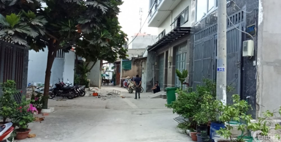 Chính chủ đi nước ngoài, cần bán gấp nhà 1/ Lê Trọng Tấn, hẻm xe tải