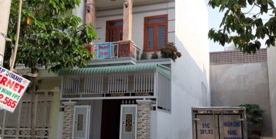 Bán nhà 2 lầu 1 trệt,3 phòng ngủ,3wc,nhà thờ,sân thượng