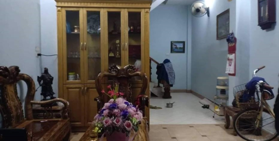 Bán gấp nhà Mặt phố Tựu Liệt, Ngọc Hồi: 52m2, MT4m, KINH DOANH ĐỈNH, 3.2 Tỷ