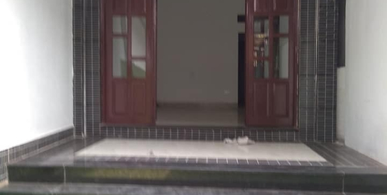 Bán nhà ngõ 63 Trần Quốc Vượng. 72m2, 5T, mt 4.2m, 4.5 tỷ. ngõ rộng, thoáng.