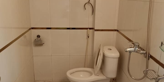 Bán Nhà Quan Hoa – Nguyễn Đình Hoàn, Lô góc, nở hậu. Giá  3.1 tỷ.