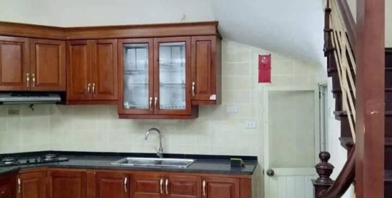 Bán nhà Lê Văn Lương, 36m2, Ôtô đỗ cách 1 nhà. Giá 3,4 tỷ.