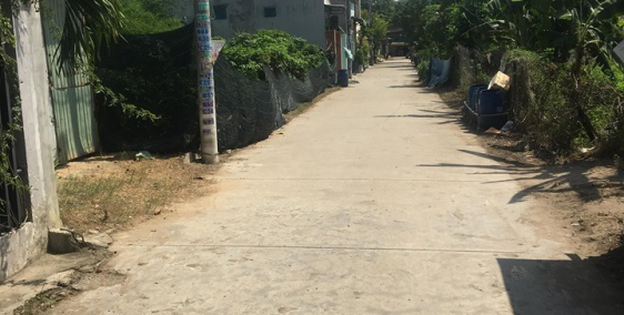 Cần bán căn nhà 1 lầu 1 trệt đẹp như tranh, nhà gần chợ ở dĩ an