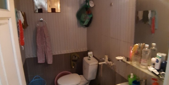 Bán nhà phố Hoàng Cầu 42m2, giá 4 tỷ ,mặt tiền 4m.