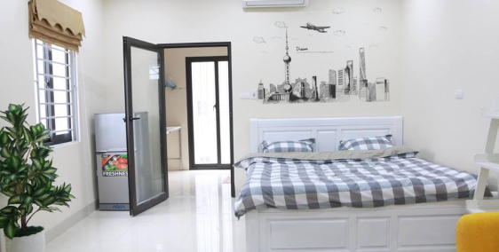 Bán nhanh nhà đẹp,lô góc, ô tô vào nhà nằm đối diện royal city giá hiếm 6.3 tỷ