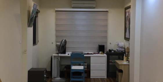 Bán nhà phố Cát Linh ô tô – kinh doanh sầm uất, cực gần phố.