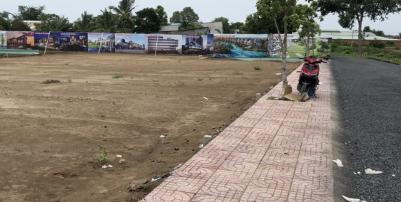 BÁN NHÀ VÀ LÔ ĐẤT (SHR) TT.ĐỨC HÒA,LONG AN 5X16M/GIÁ 900TR/LH:0901363521