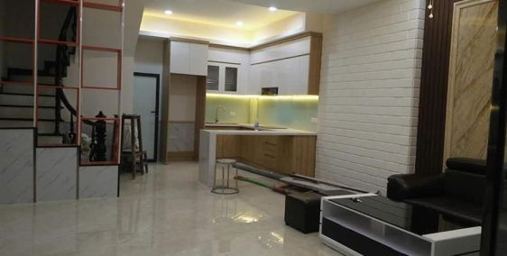 Bán nhà hồ Đền Lừ, Hoàng Mai, 50m2 x 4T, lô góc, 2.95 tỷ. LH: 0888843993.