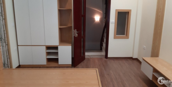 Chuyển nhà, tôi bán nhà mặt ngõ 521 Trương Định, Hoàng Mai-MT3,7m, 34m2 2,75 tỷ