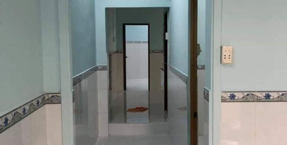 Bán Nhà mặt tiền bình chánh,nhà sổ hồng riêng,nằm cạnh trạm y tế xã hưng long