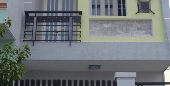 Bán nhà đẹp ngay QL50, sổ hồng riêng dọn vào ở ngay.