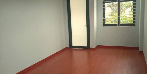 Bán nhà phú Viên oto 2 thoáng 5 tầng MT  rộng, 2.55 tỷ Long Biên.