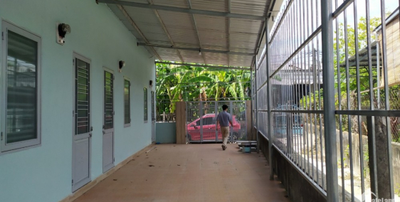 Bán dãy nhà trọ 9 phòng mới xây. Kiệt ô tô. 247m2. Giá chỉ 1,87 tỷ. LH 079657187