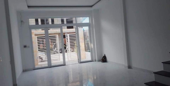 Cần chuyển nhượng nhà 2 tầng đã hoàn thiện, full nội thất