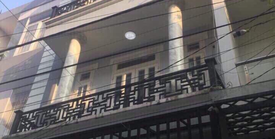 Bán gấp nhà 2 lầu 4PN 3WC đường trước nhà 4m, giá 1,62 tỷ