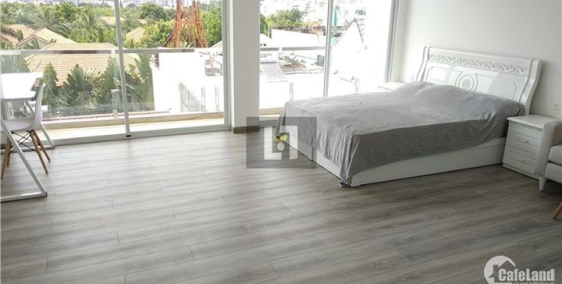 Mặt tiền đường Quốc Hương Phường Thảo Điền Quận 2. Dt: 9.8x26.6m. GPXD: Hầm 7L