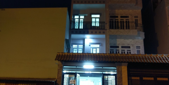 Nhà mặt tiềm Mễ Cốc 80m2 chỉ năm tỷ tám