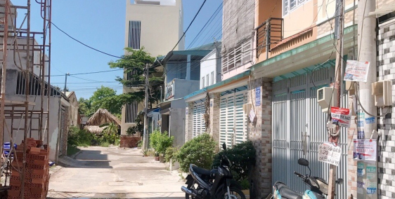 Bán nhà quận 9, 1 sẹc nguyễn Duy Trinh, hẻm xe hơi, ngay cầu võ kế