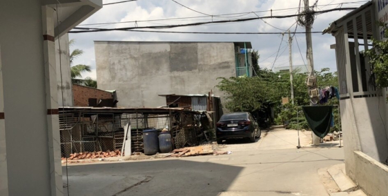 BÁN NHÀ ĐƯỜNG NHỰA 6M SHR,1 TRỆT 3 LẦU