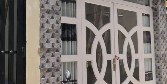 HXH quay đầu, CĂN DUY NHẤT vừa ở vừa kinh doanh. Phạm Văn Đồng. 3.95 tỷ. Gò Vấp.