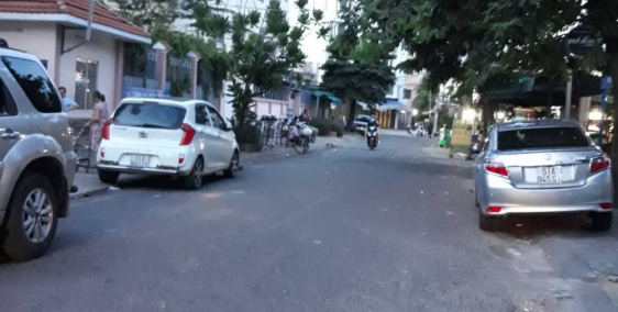 Qúa Rẻ Nhà Ngay Ngã Tư Phú Nhuận HXH 4.55 Tỷ