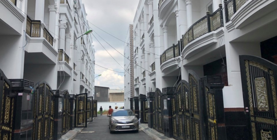 Bán nhà mặt tiền Quốc lộ 13, nhà phố kiểu Âu về ở ngay !