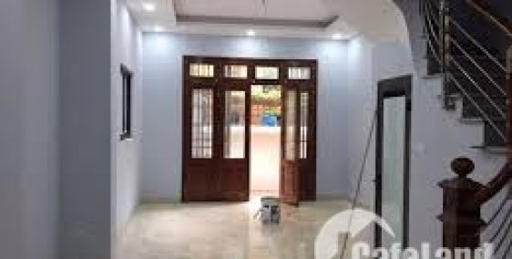 NGÔI NHÀ THIẾT KẾ HIỆN ĐẠI, SANG TRỌNG VỚI VỊ TRÍ ĐẮC ĐỊA TẠI BÌNH DƯƠNG