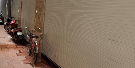 Bán nhà riêng phố Hoàng Hoa Thám vị trí đẹp giao thông thuận lợi dân cư đông đúc