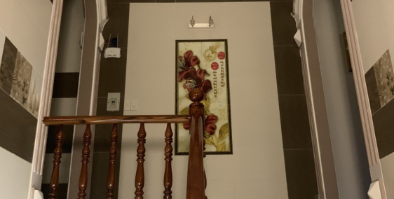 Cần bán nhà 1 triệt, 1 lầu khu phố Hoa Lan, nhà đẹp, giá tốt