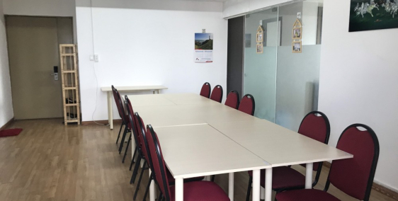 Cho thuê căn hộ ngay tòa Indochina số 4 Nguyễn Đình Chiểu, Quận 1