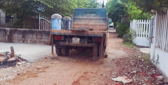 Đất 2 mặt tiền Lý Nam Đế - cách đường Lê Duẩn khoảng 100m, đường ô tô